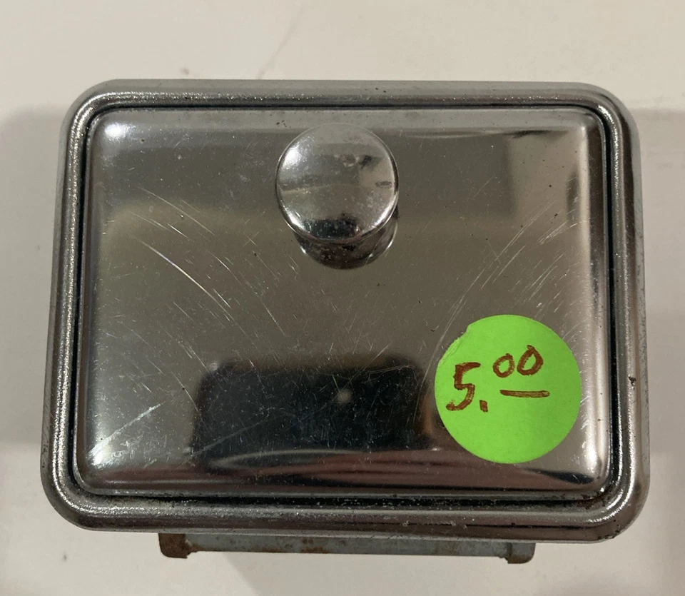 Studebaker Ashtray Hawk Lark 1958-64 - Set of 2 - Fair Condition - Image 2 of 4