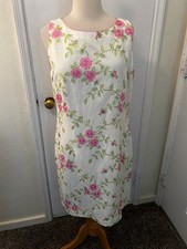 JESSICA HOWARD DRESS-SIZE 12-SLEEVELESS-IVORY-FLORAL-SLEEVELESS