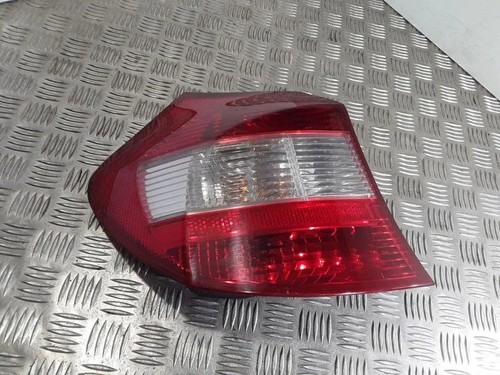 BMW 1 E87 Rücklicht hinten links 692450112 2.00 Diesel 2007 32068620