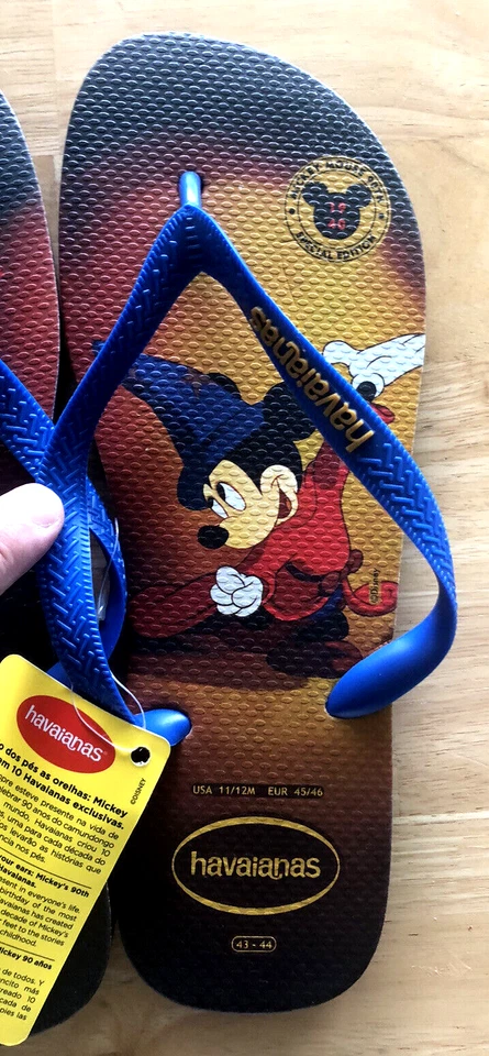 Chanclas raras de colección Disney Fantasia Sorcerer 90th Mickey Havaianas 11/12M Foto 2 de 4