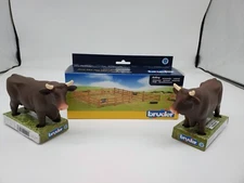 NEW Bruder Toys Pasture  Farm Fence 62604 and 2 bulls 02309