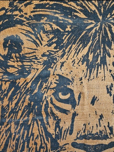 Vintage Lion Screen Printed Scroll Wall Hanging Banner 1977 Siri Productions - Picture 5 of 7