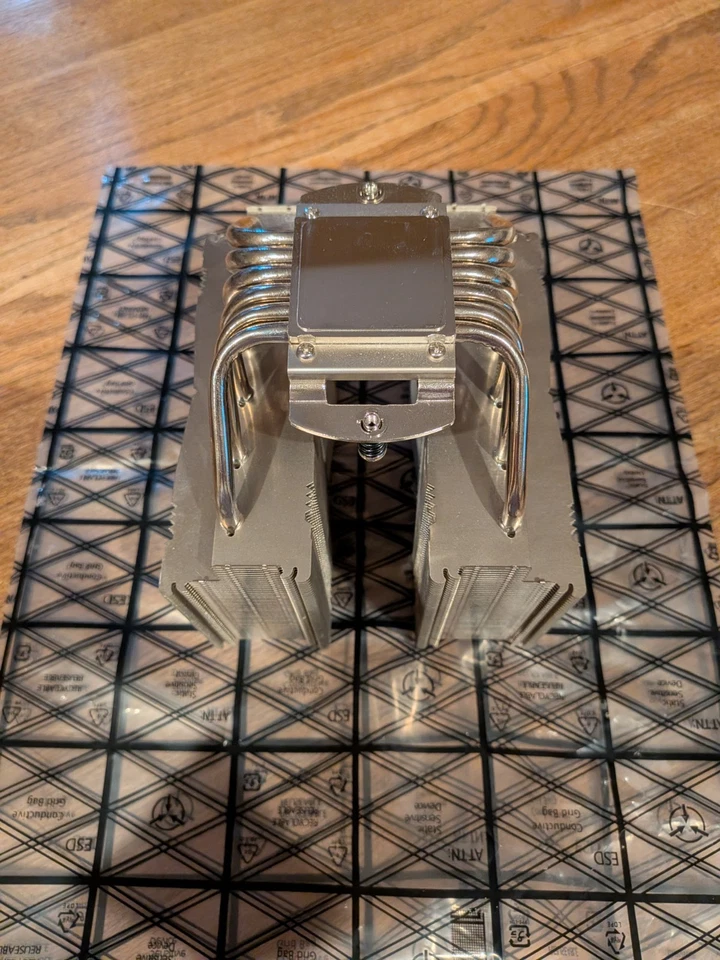 Noctua NH-D15 Premium CPU Cooler with NF-A15 x 2 PWM Retail Cooling Fans - Image 3 of 4