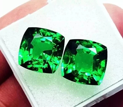 Natural Colombian CERTIFIED Emerald Pair 20-22 Ct Cushion Cut Matching Gemstones - Image 1 of 4
