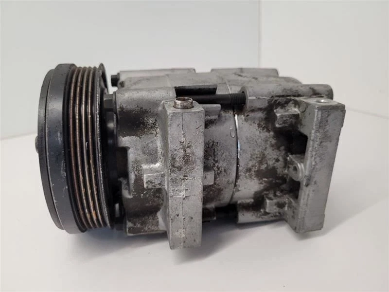 92 93 FORD TEMPO COMPRESOR AC INTEGRAL AC 2.3L F23H19D629AB Foto 2 de 4