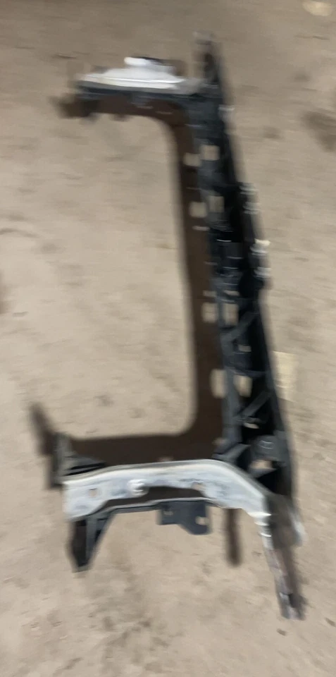 Lincoln Navigator Ford Expedition 2007-2017 núcleo de radiador soporte superior OEM Foto 2 de 4