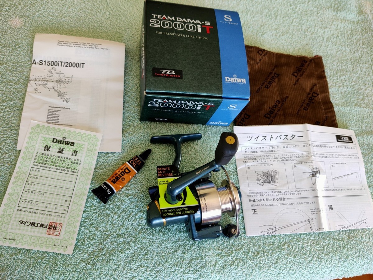 Team Daiwa TD-S2000iT Spinning Fishing Reel Circa 1997 New Old