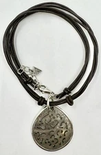 SILPADA N1446 STERLING 925 CARVED LIP SHELL & BROWN LEATHER NECKLACE (T385)