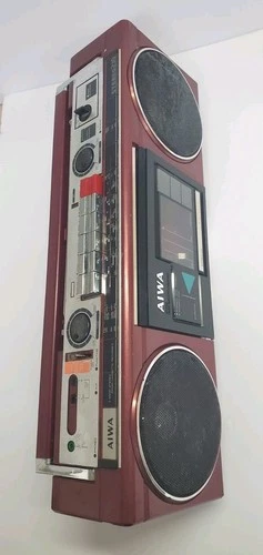 Aiwa CS-210U Vintage Boombox Stereo Radio FM, SW, MW Bands, Working