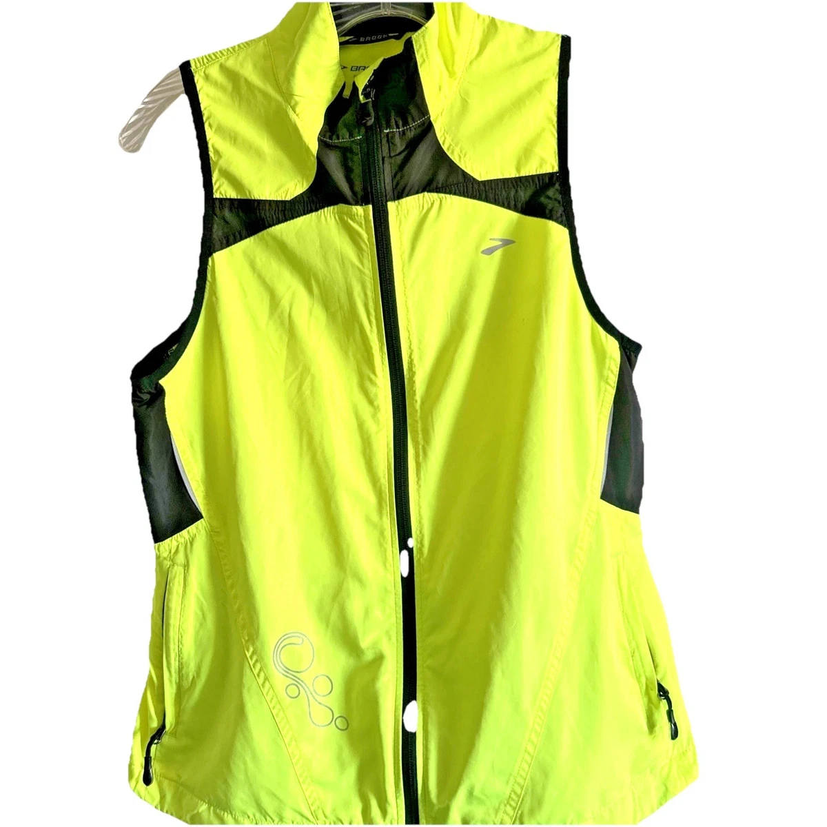 BROOKS Run Visible Convertible Jacket Passion BROOKS Run Visible Convertible Jacket Passion