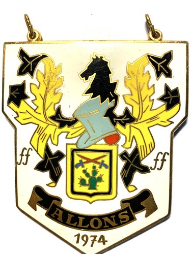 974 European Military Cavalry Association Hanging Badge / Plaque