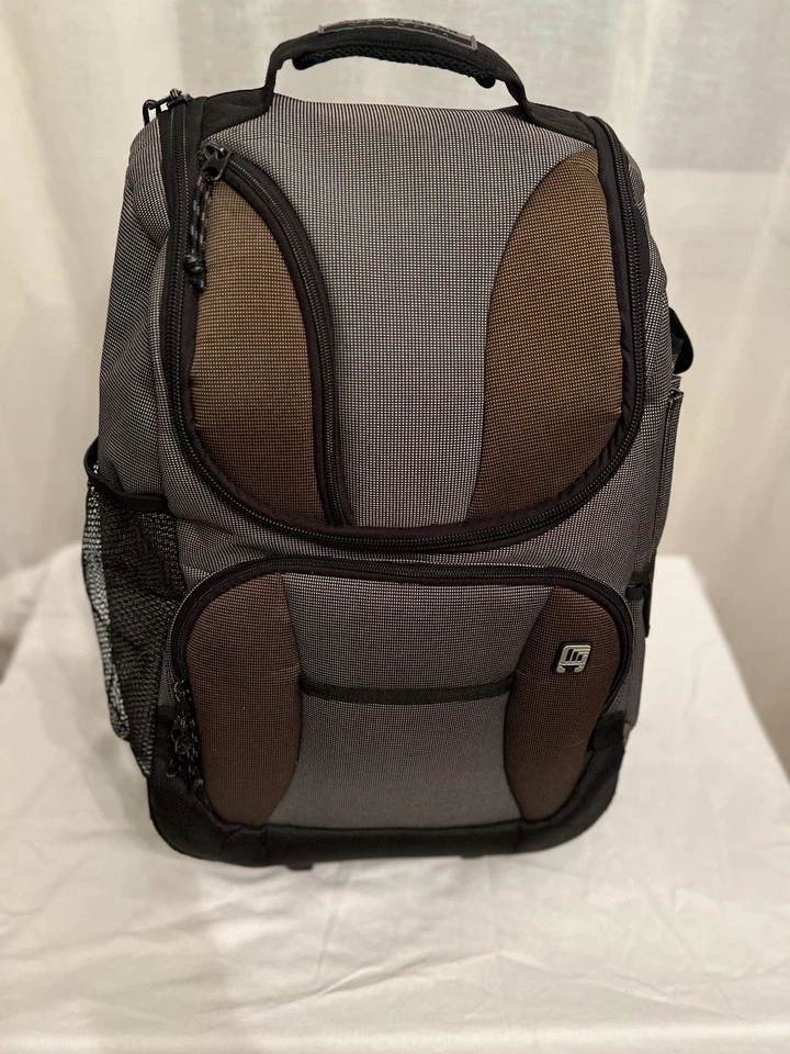 Mochila con ruedas Olympia Casual Gear Sports Plus, bolsa de mano, equipaje de viaje Foto 3 de 4