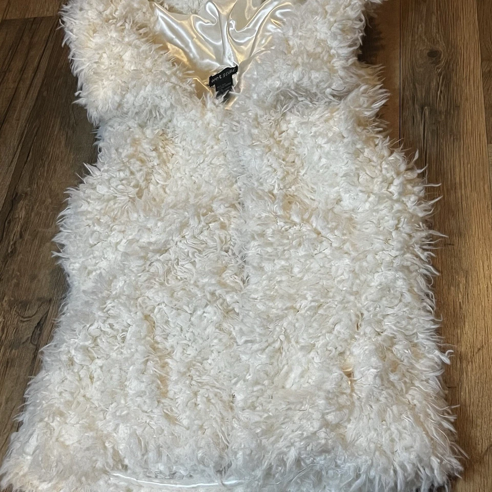 Chaleco con Capucha de Piel Sin Mangas Wet Seal Imitación Forrado Y2K Marfil Snow Bunny Talla S Foto 4 de 4