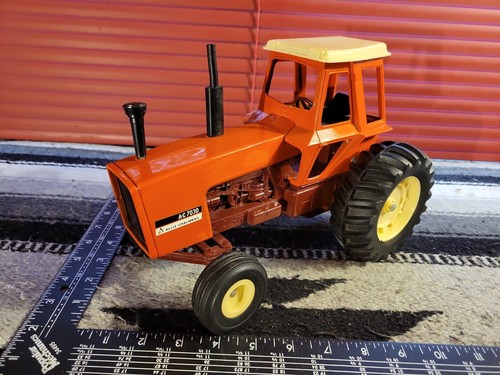 Ertl Allis Chalmers 7030 1/16 diecast farm tractor replica collectible - Picture 8 of 9