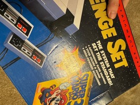 Nintendo NES Challenge Set console videogioco con scatola Super Mario Bros 3
