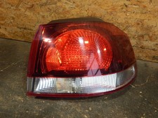 Rückleuchte aussen rechts Rücklicht (Riss) 5K0945096M HELLA VW GOLF VI 5K1 Bj.12