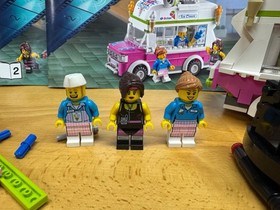 Lego LEGO MOVIE ICE CREAM MACHINE #70804 100% Complete with Manual & Minifigs