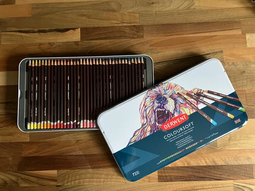 Derwent Coloursoft Set of 72 Pencils New Sealed Damaged Tin