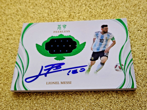 2022 Peerless Patch Autograph Lionel Messi Green Emerald SP -Rare "ON CARD" Auto