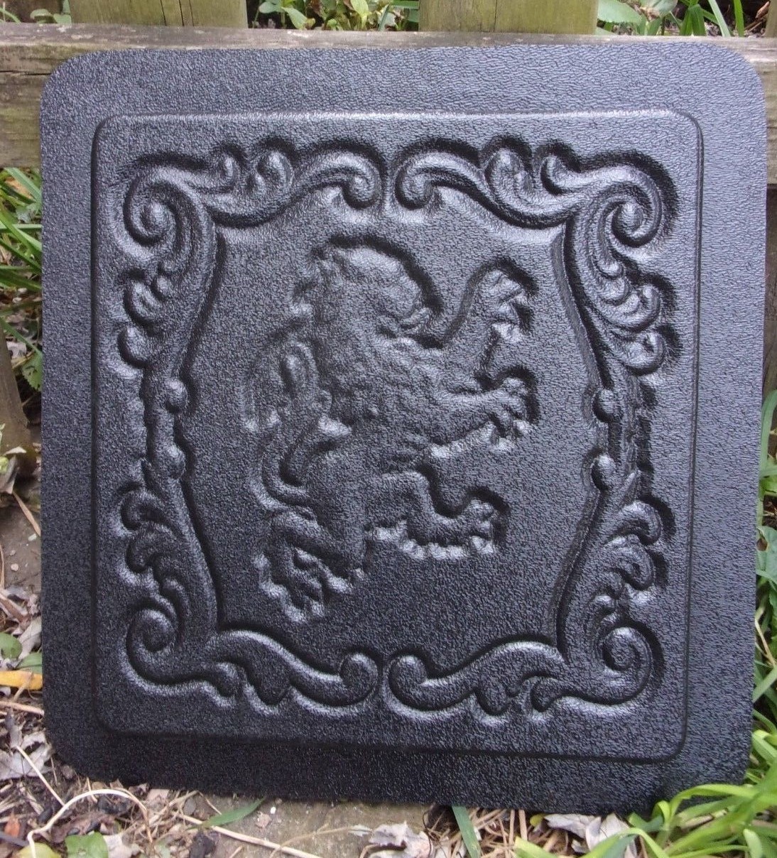 Medieval lion mold plaster cement ABS plastic mould facing left 11" x 10" x 3/4"