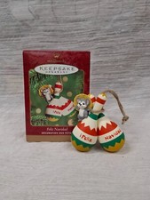 Hallmark Keepsake Ornament Feliz Navidad in Box 2000