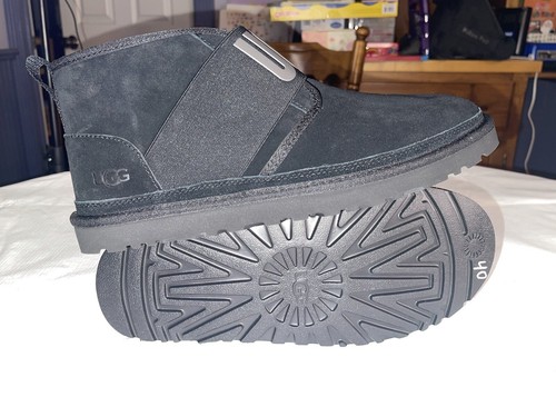 Men's UGG Neumel II Graphic Spell Out 