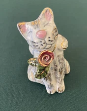 Blue Sky Gray Cat with Flower Figurine 2002 Heather Goldminc 2.5" Tall Kitty