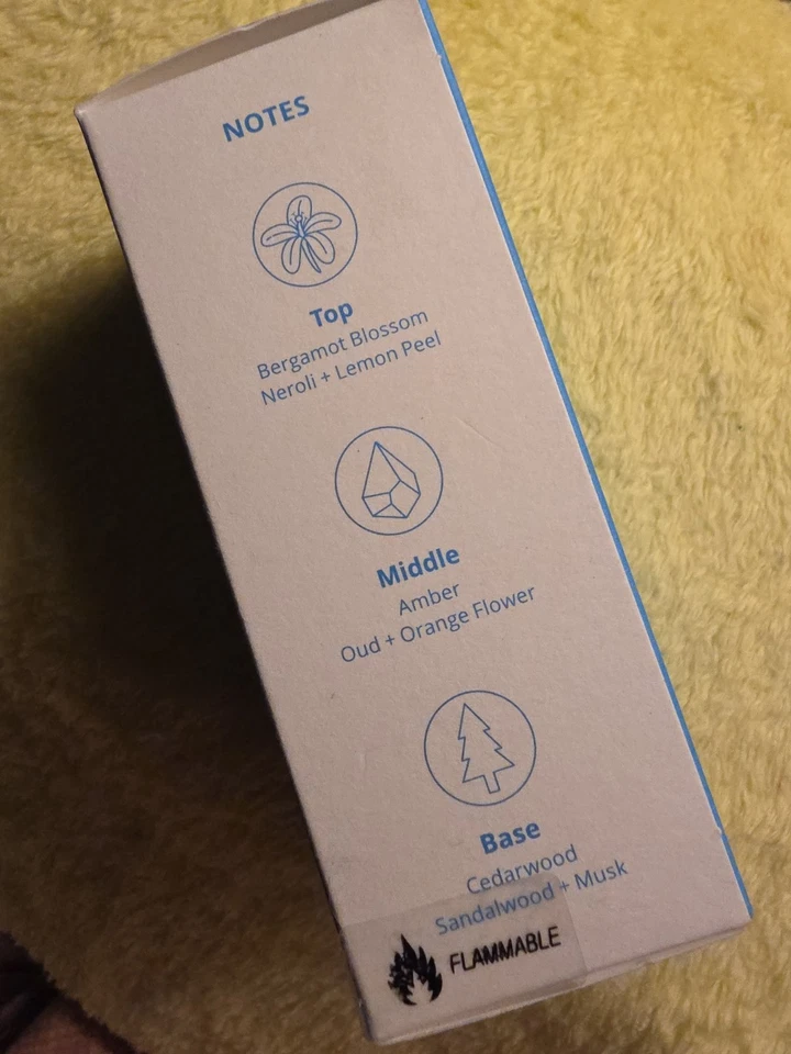 SKINN Los Angeles Eau De Parfum 1,7 OZ / 50 ml LOS ANGELES EDP para hombres y mujeres Foto 2 de 4