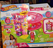 2025 Hot Wheels Racer Verse BARBIE Spiral Race Brooklyn, Malibu,Renee and Blissa