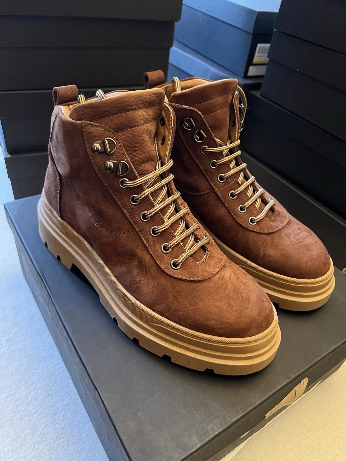 8 By YOOX Men’s Brown Leather Hiking Boots Size 8 U.S. New In Box￼