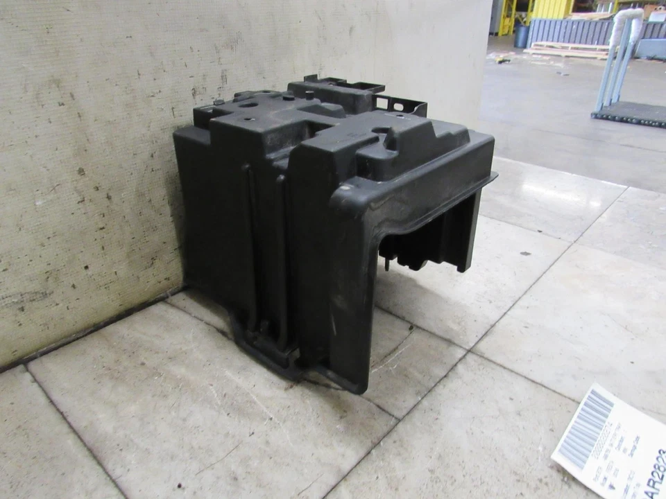 BATTERY TRAY FITS 14 15 16 17 18 19 FORD FIESTA - Image 3 of 4