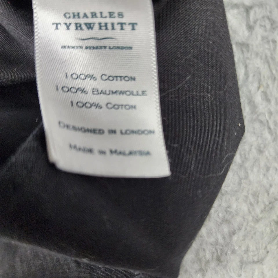 Camisa de vestir Charles Tyrwhitt para hombre 19/37 negra sin hierro calce clásico ropa formal Foto 3 de 4