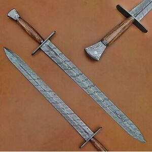 MIDDLE AGES Damascus STEEL SHORT Sword Custom Handmade DAMASCUS HILT OAK WOOD