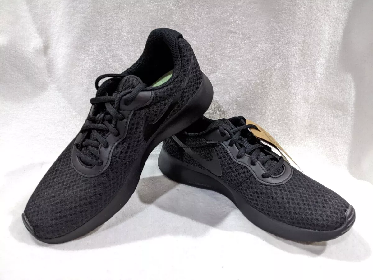 Black womens top nike tanjun