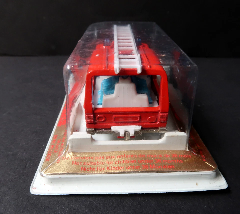 Range Rover Pompier #246 Etat Neuf en Blister Scellé Majorette Serie 200 Or - Photo 4/4