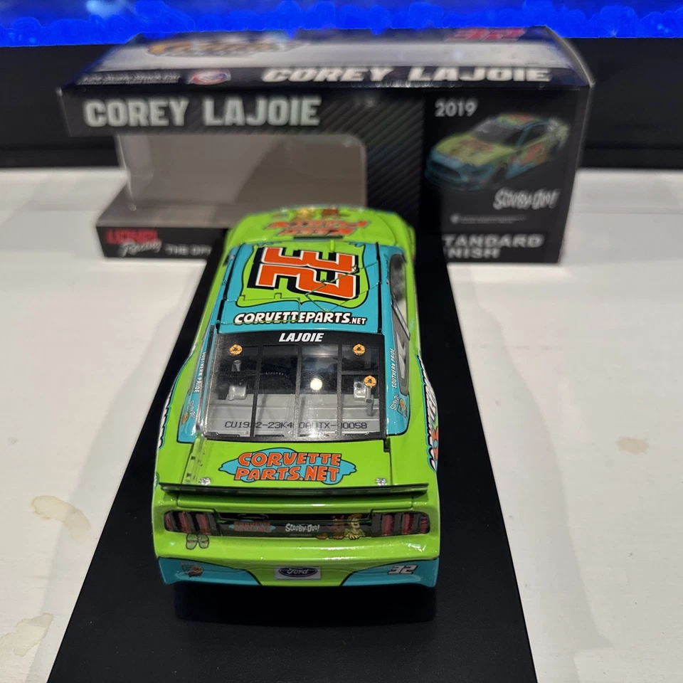 Corey LaJoie Autografiado 2019 Keen Parts Scooby Doo Mustang 1 de 84 Raro 1/24 Foto 3 de 4
