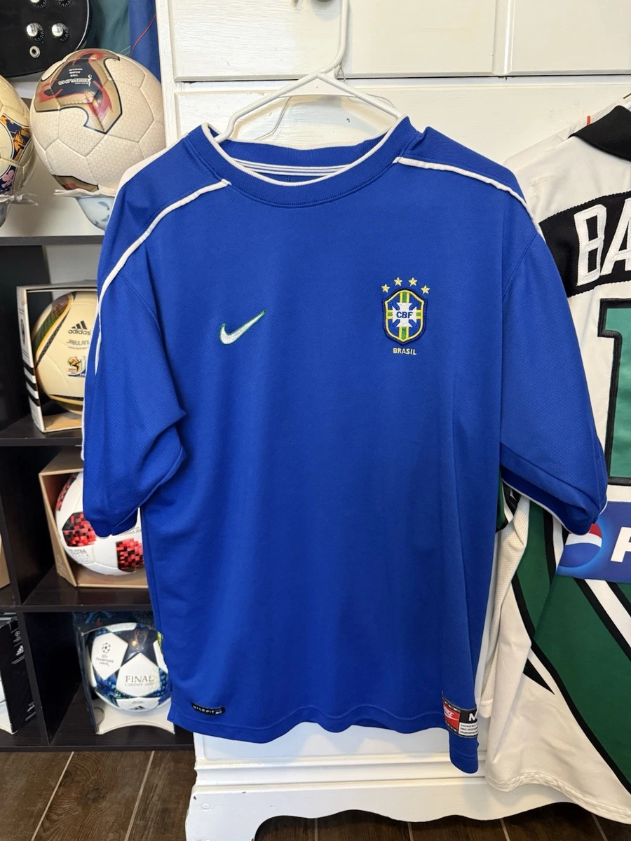 Preços baixos em Cristiano Ronaldo Brasil National Team Roupas e