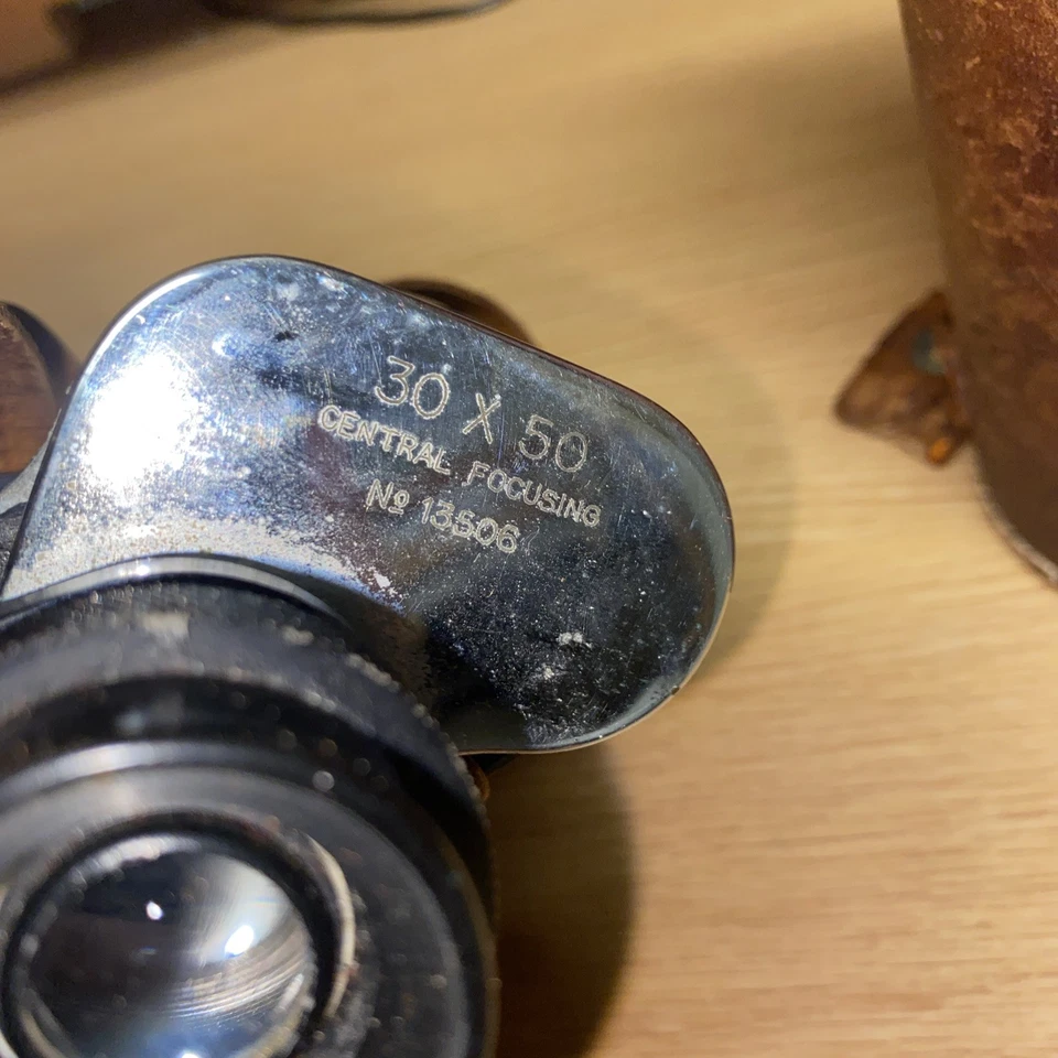 Binoculares japoneses vintage con estuche de cuero 30 x 50 Foto 4 de 4