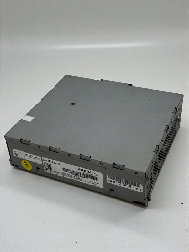 AUDI Q7 DIGITAL AUDIO TUNER SAT NAV HEAD UNIT 4G0035056E MK1 4L 2012 - Image 2 of 3