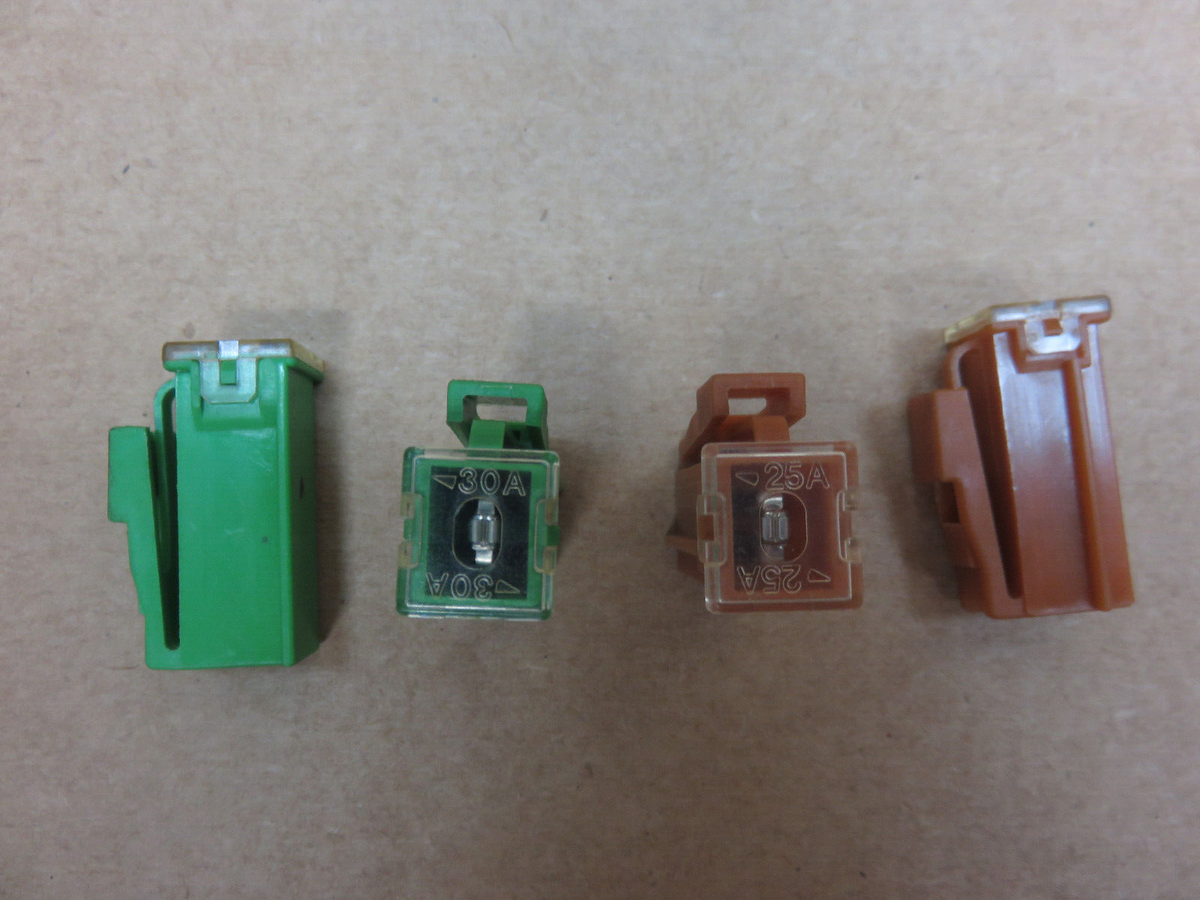 89-98 NISSAN 240SX S13 S14,180SX,SILVIA FL25A 25A fuse