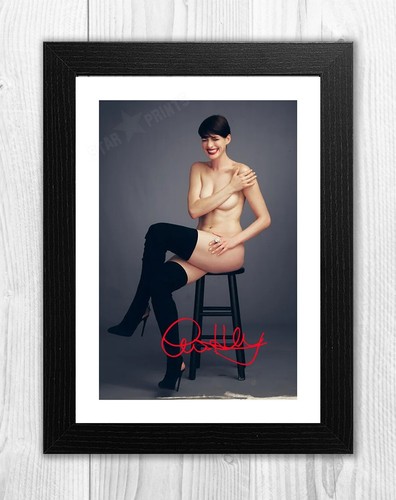 Anne Hathaway naked nude A4 repro autograph mounted poster with choice of frame - Picture 3 of 4