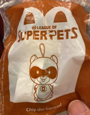 super pets chip the squirrel happy meal mcdonald  sealed  toy 2022