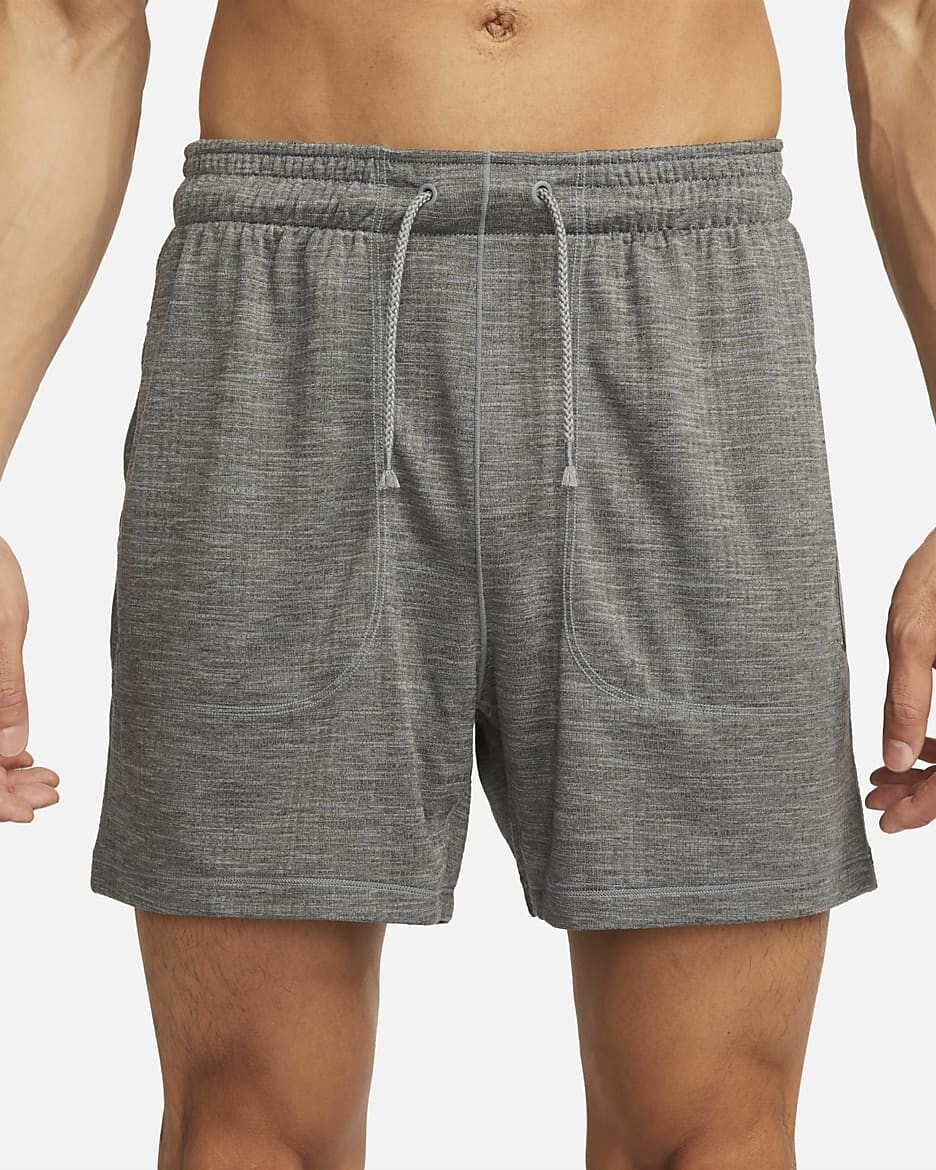 NEW Men's Size M Nike Yoga Men's Dri-FIT 5