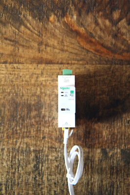 Schneider EER31700 Kommunikationsmodul Wiser PLC