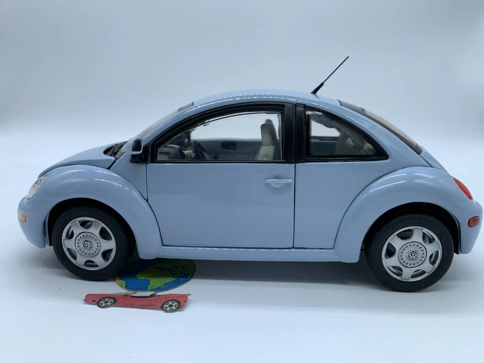 Franklin Mint VW New Beetle 2000, in scala 1:24, (3210) , vintage - Immagine 2 di 4