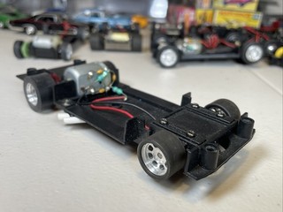 Ford Fairlaine Monogram Racing 1/32 Slot Car Chassis Tested Runs soft tires