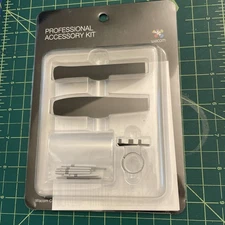 Wacom Professional Accessory Kit for Intuos4/5 Pro & Cintiq Flex Nibs Stroke Nib