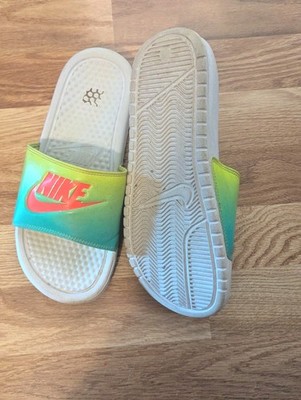 Nike Women's Benassi Slide Sandal Size 7 Tropical Ombre Green Yellow Red Beach