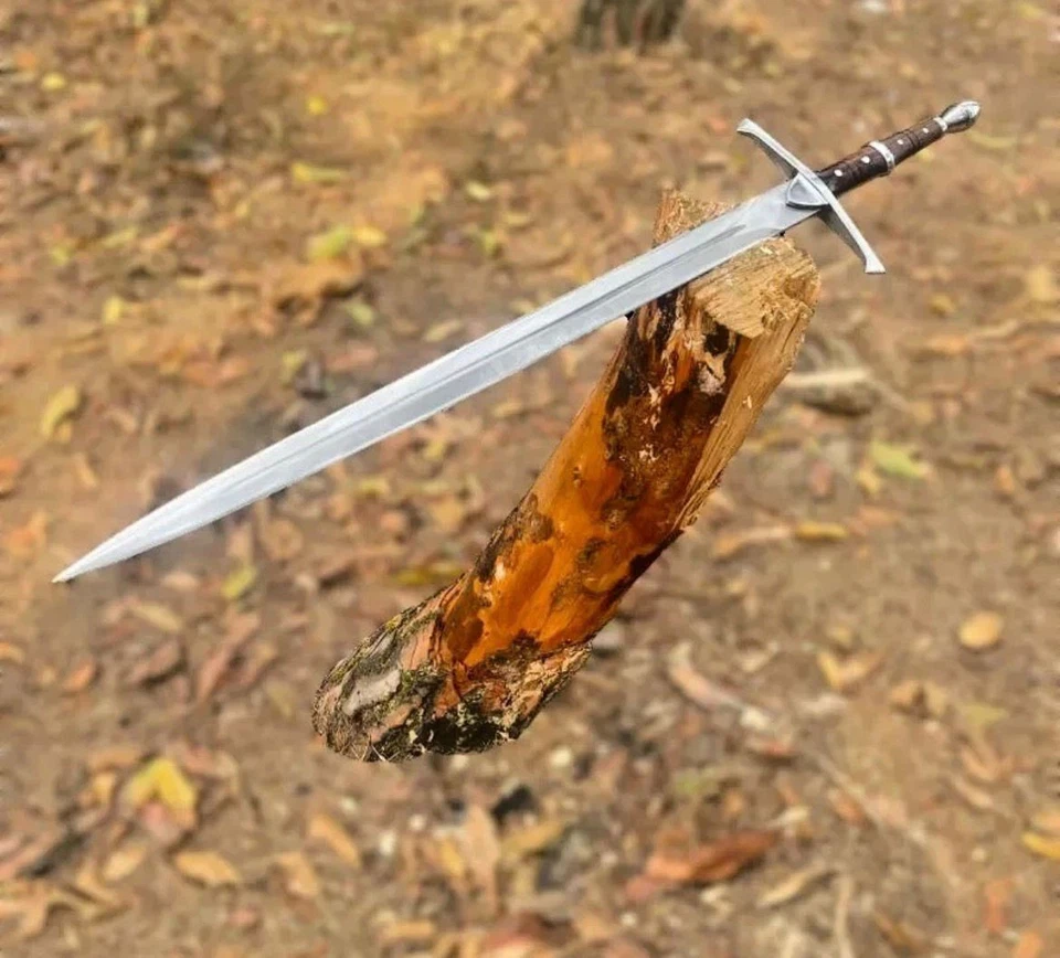 Espada Vikinga Histórica | Hoja de Acero al Carbono Hecha a Mano 38" | Espada de Camping de Caza Foto 2 de 4