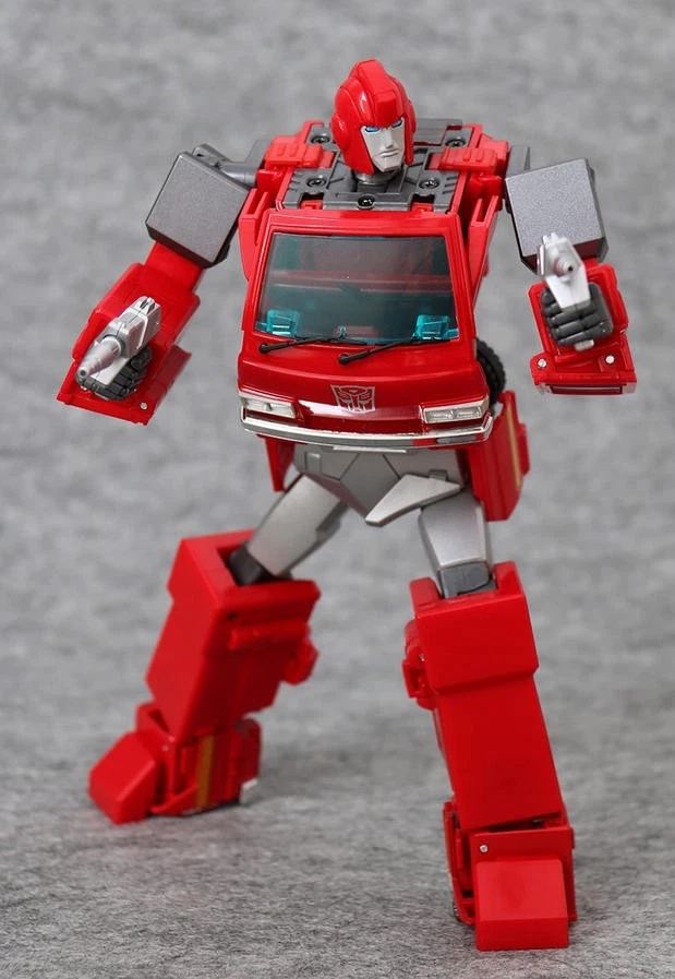 Masterpiece MP27 Ironhide 6" Action Figure Toy New in Box - Image 2 of 4